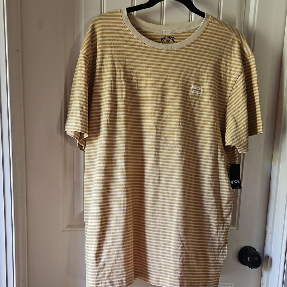 NWT Billabong Men's Beige and White Striped Short Sleeve Tee